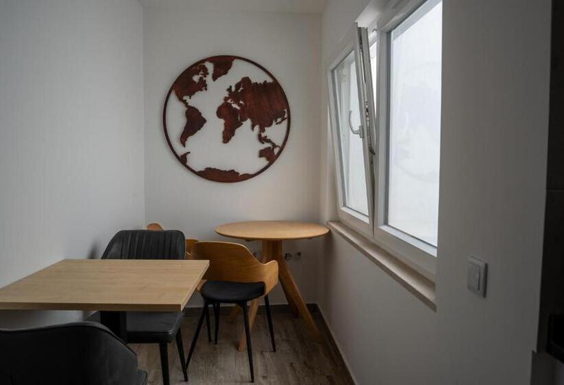 پانسیون Tavira Nomad Guesthouse