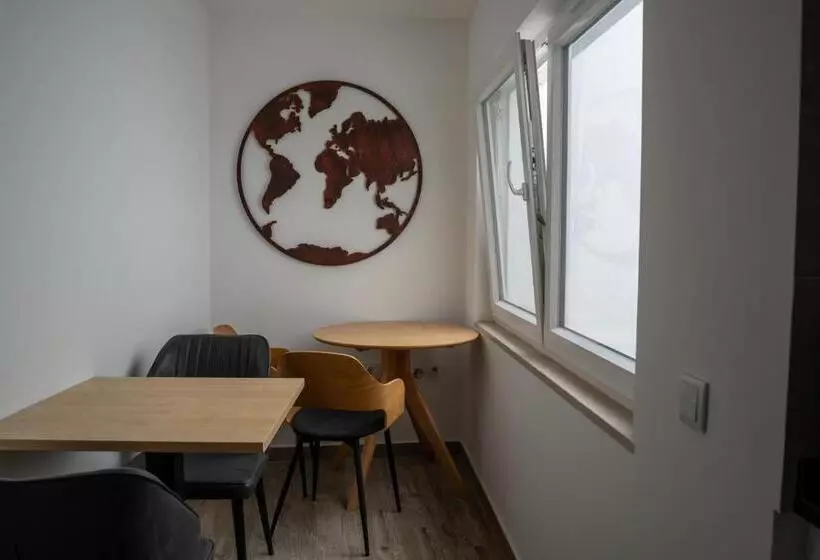 Majatalo Tavira Nomad Guesthouse