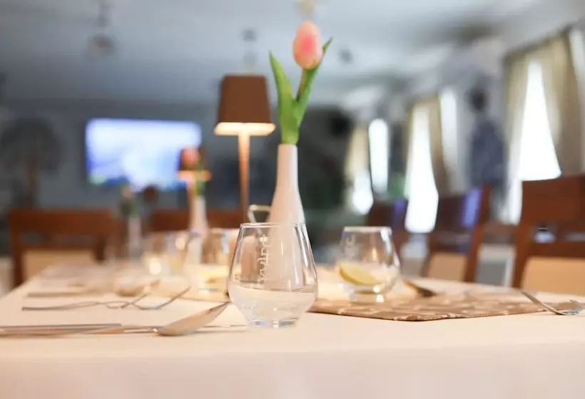 Majatalo Valla Penzión & Reštaurácia