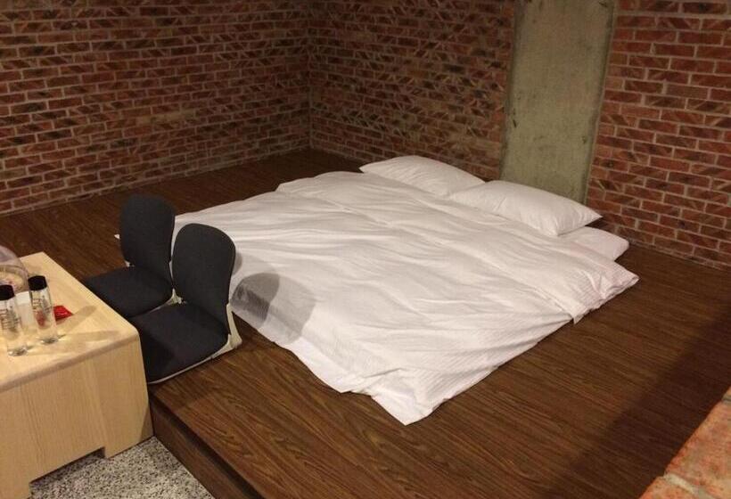 هاستل 森活藝術resort