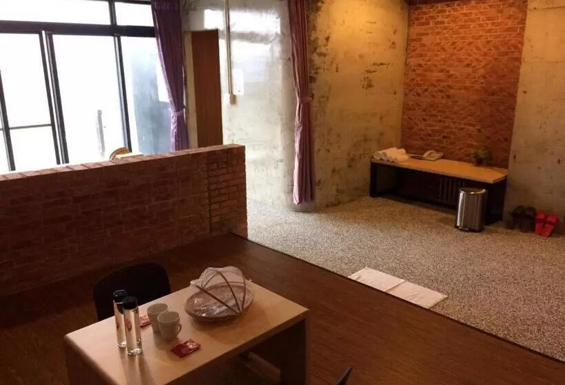 هاستل 森活藝術resort