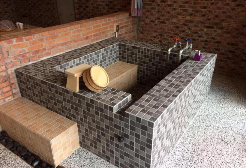 هاستل 森活藝術resort