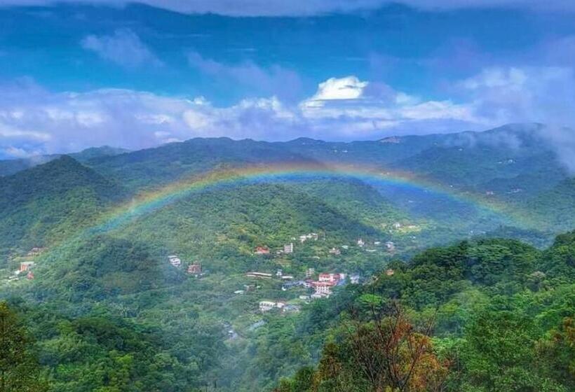 هاستل 森活藝術resort