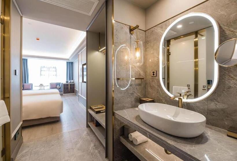 Atour Hotel Chengdu Kuanzhai Alley