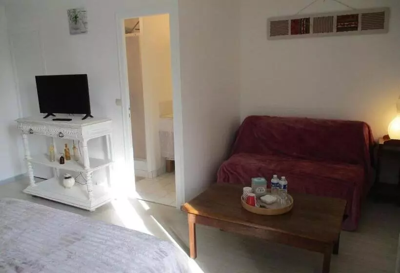 ベッドアンドブレックファースト Chambres D Hôtes Ferme De La Moinerie