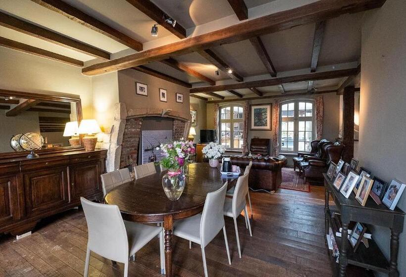 住宿加早餐  Rozerie Bv