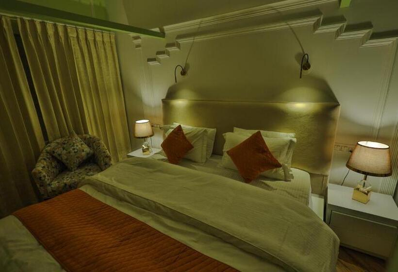 Bed and Breakfast Victorian Elegance Luxury Stays