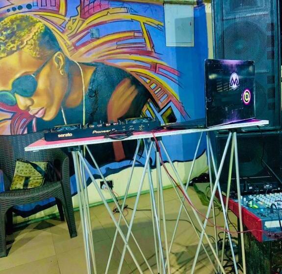 Harritom Hotel & Pool