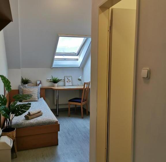 Híd Ifjúsági Szálló