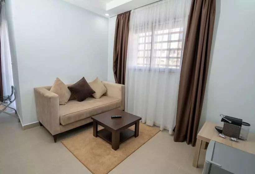 Hotelli Banasa Center