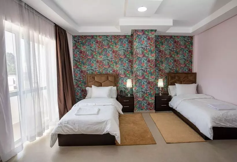 Hotelli Banasa Center