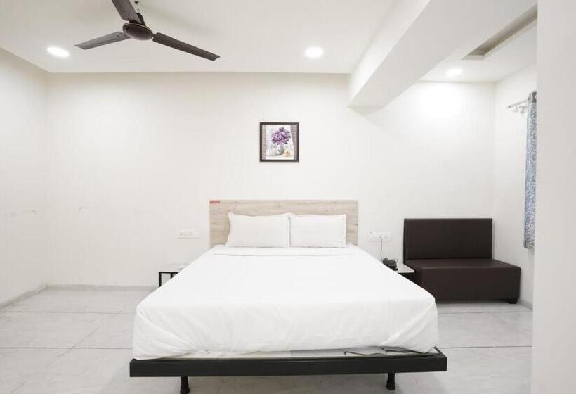 هتل Bhakti Sankul , Nashik