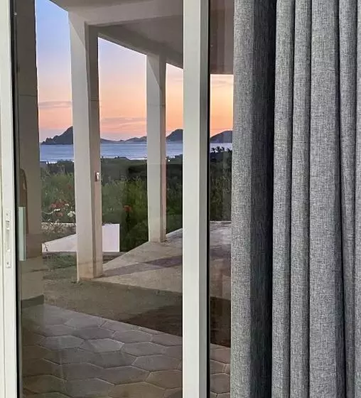 Hotelli Bungalows Punta Conejo