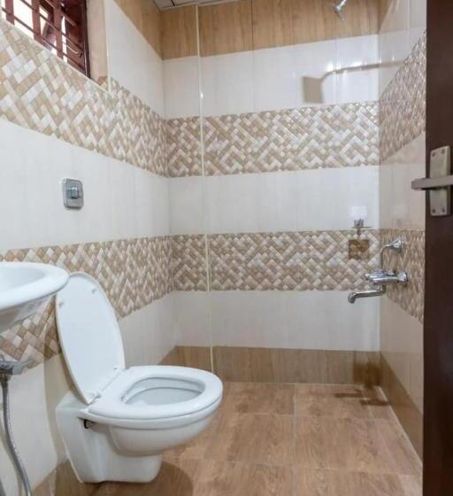 Hotelli Masterkey Properties Infopark Kochi