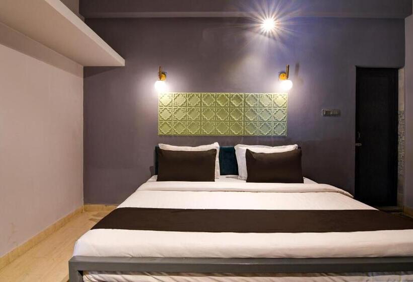 هتل O Neatflix &chill