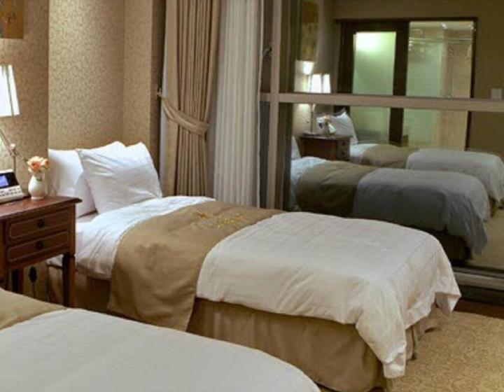 호텔 The Paradise Inn