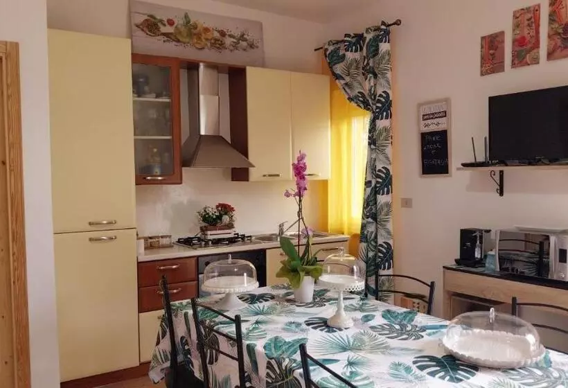 Majatalo Casa Vacanze Lachesi