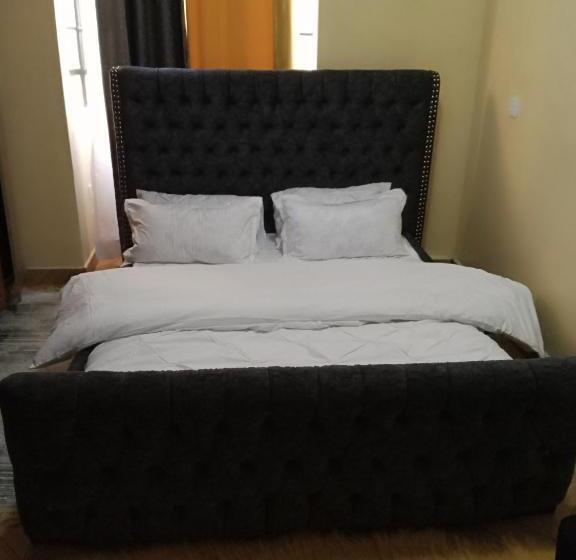 پانسیون Ceej S Airbnb