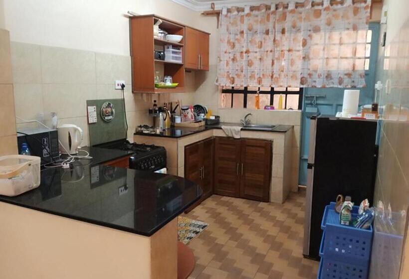 پانسیون Ceej S Airbnb