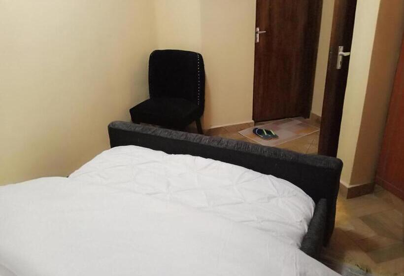 پانسیون Ceej S Airbnb