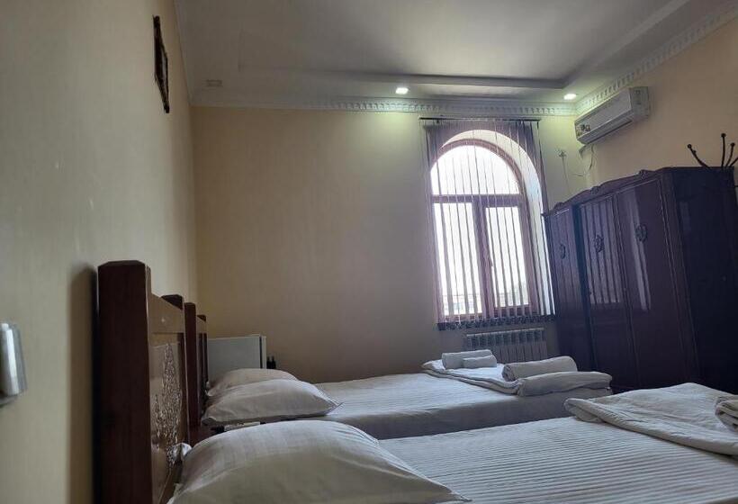 פנסיון Dili Orom