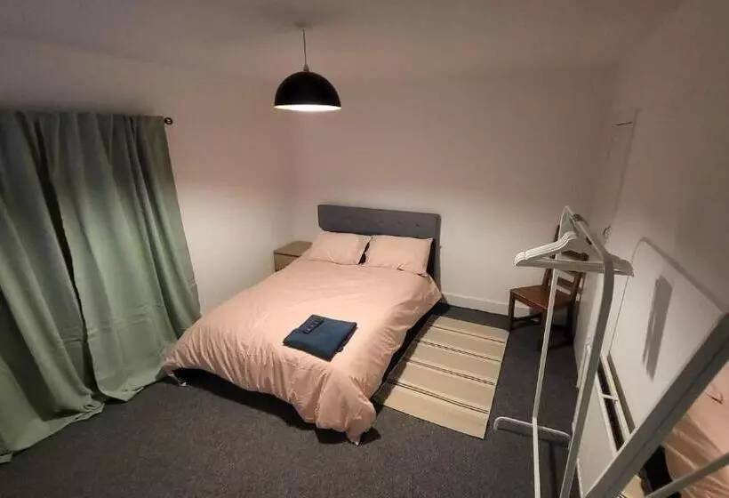 پانسیون Wembley Property