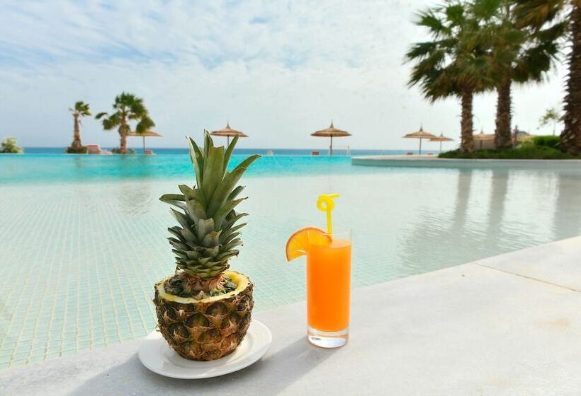 Tawila Island Resort