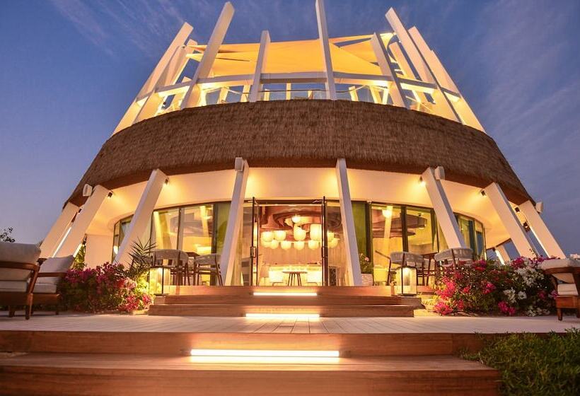 Tawila Island Resort