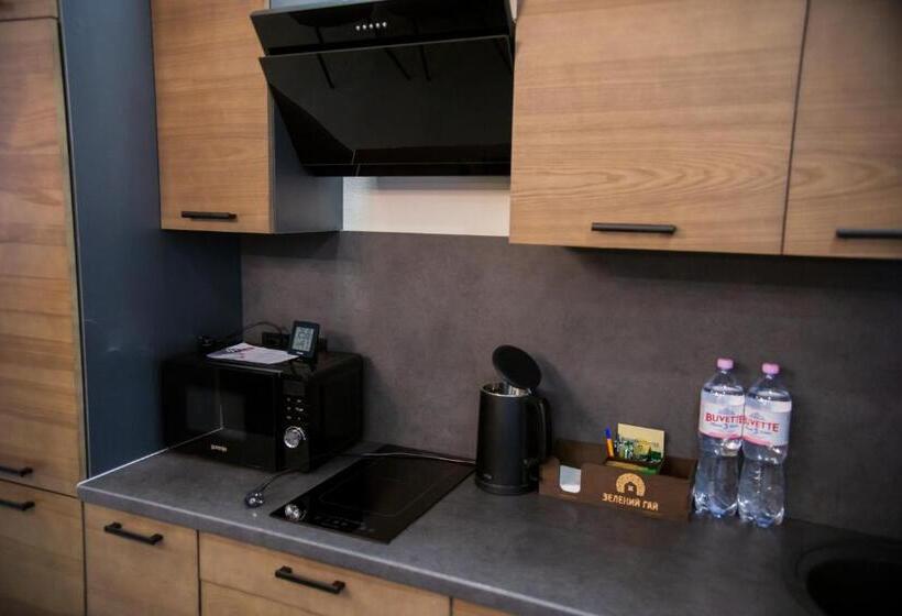 住宿加早餐  база відпочинку «зелений гай»