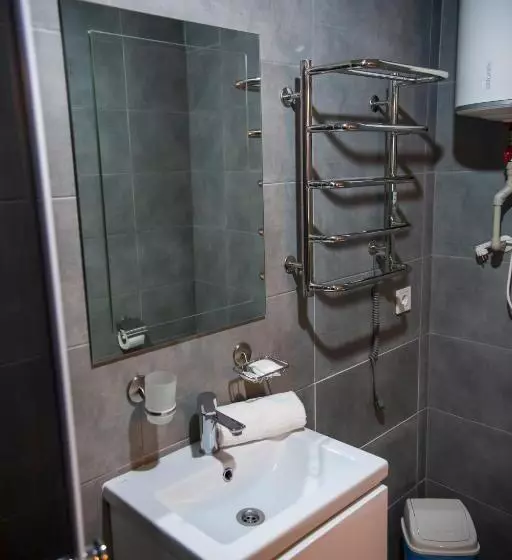 تختخواب و صبحانه база відпочинку «зелений гай»