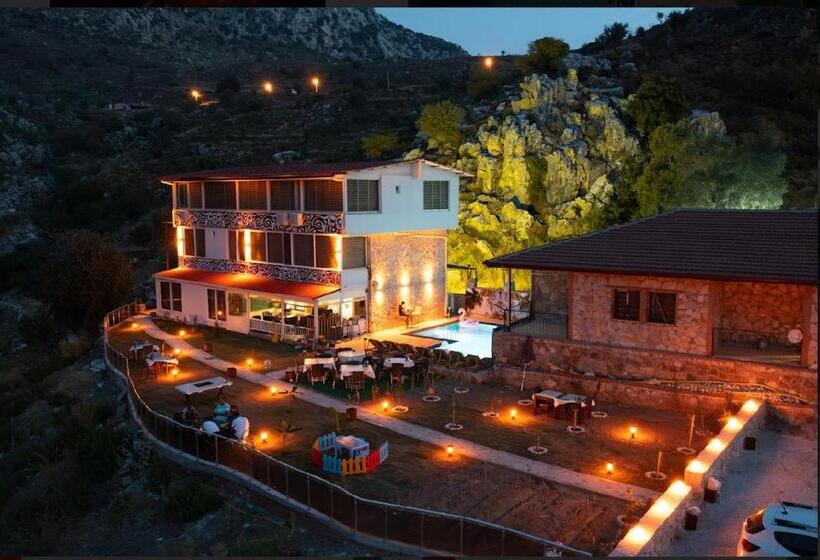 צימר Babota Bouti̇que