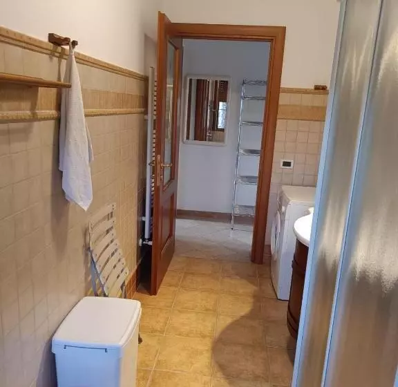 Aamiaismajoitus (B&B) La Casetta Di Ugo