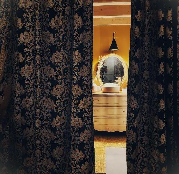 ベッドアンドブレックファースト Loft Chambre Atypique