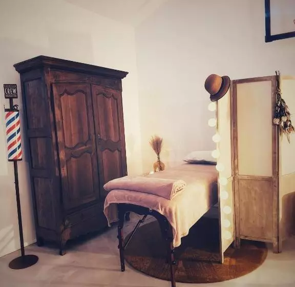 Aamiaismajoitus (B&B) Loft Chambre Atypique
