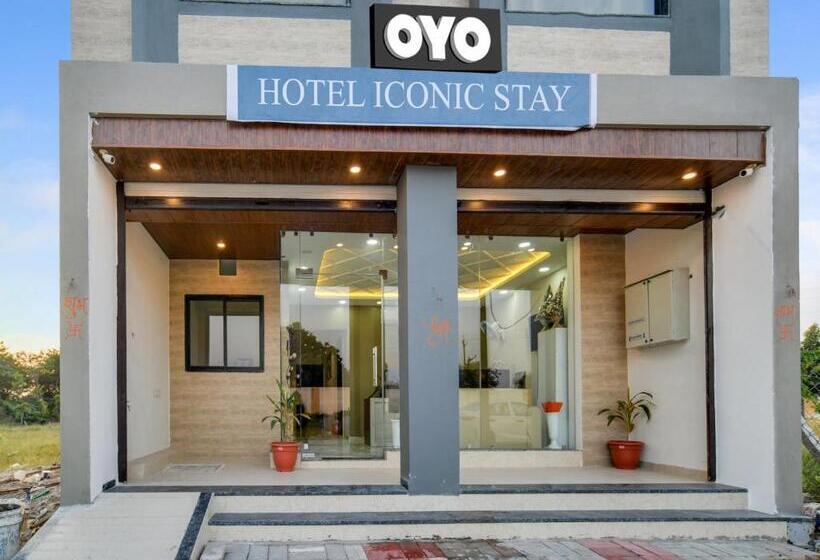 Hôtel Super Collection O Iconic Stay