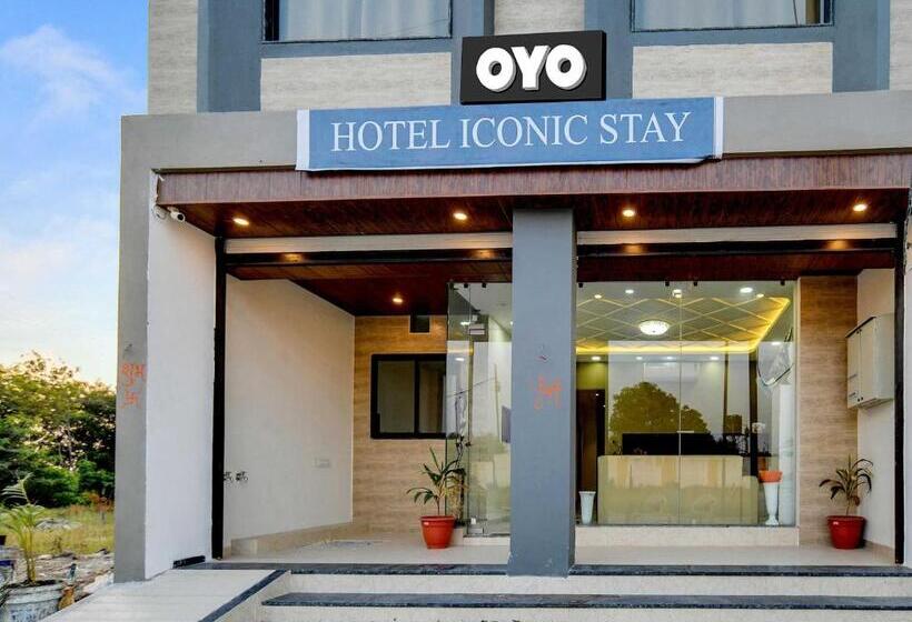 Hôtel Super Collection O Iconic Stay