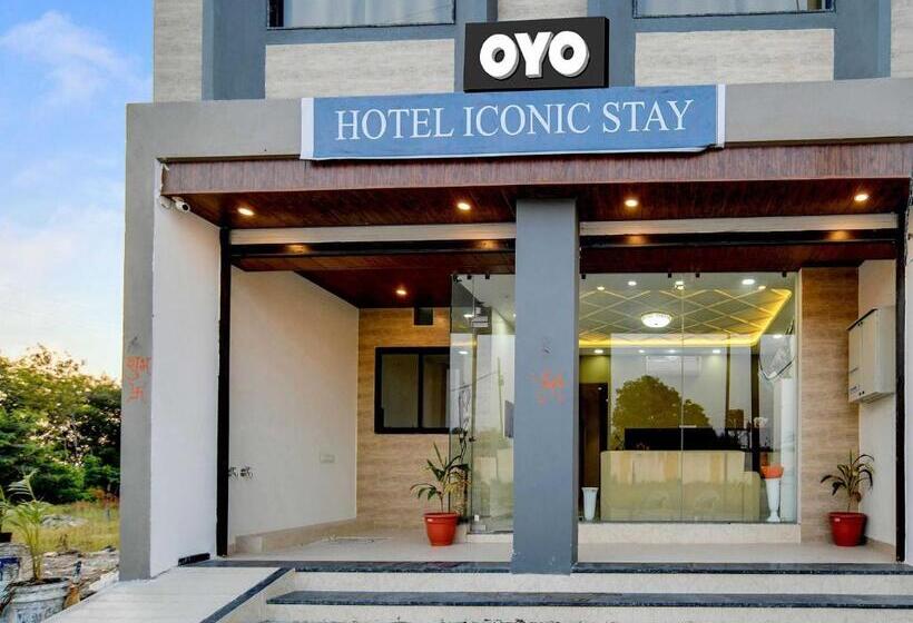 Hôtel Super Collection O Iconic Stay