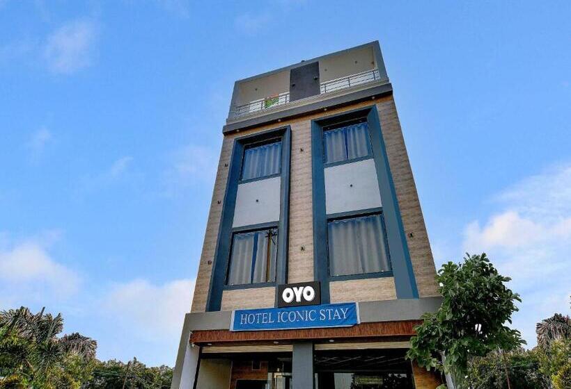 Hôtel Super Collection O Iconic Stay