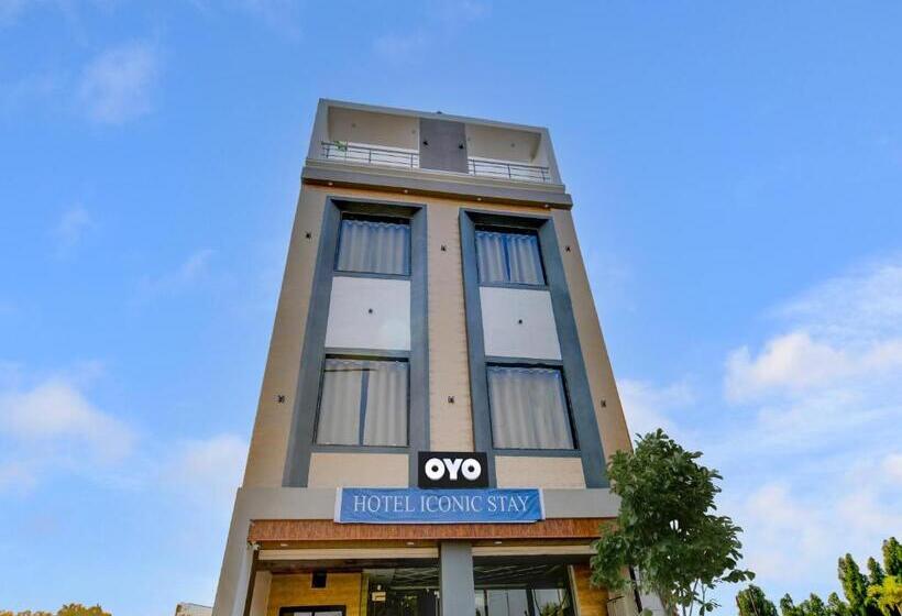 Hôtel Super Collection O Iconic Stay