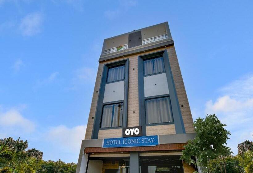 Hôtel Super Collection O Iconic Stay