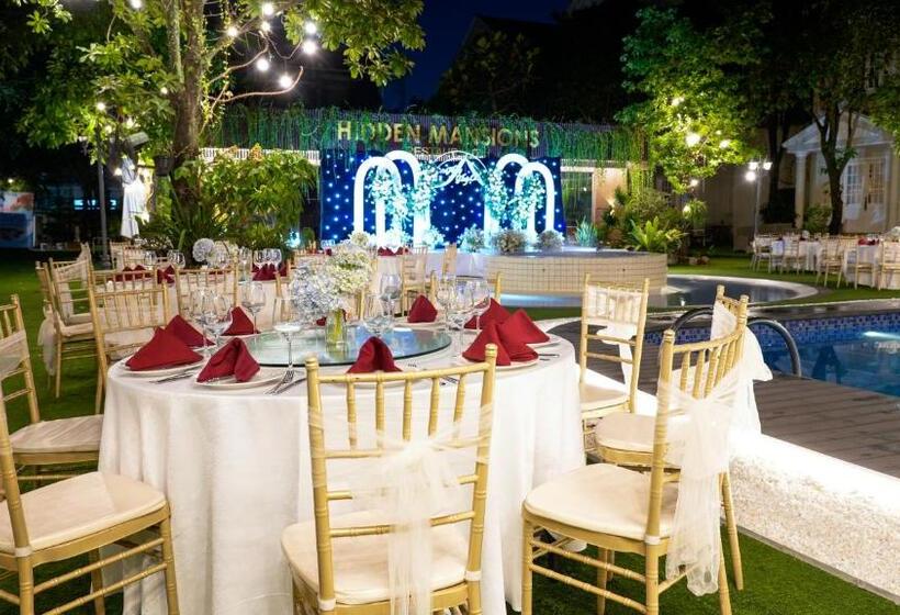 Hidden Mansions Saigon Resort