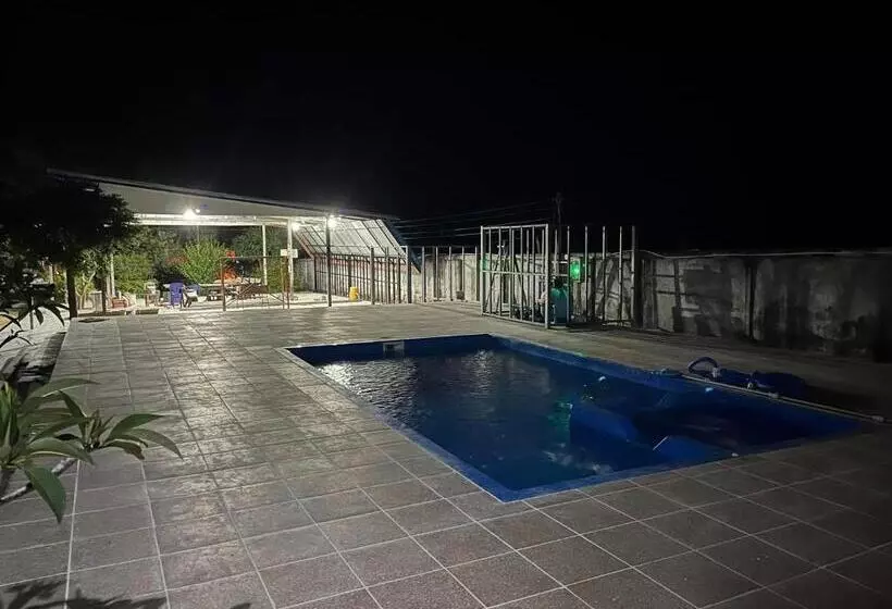 Hotelli แป๊ะชวนชิมรีสอร์ท สาขา 2