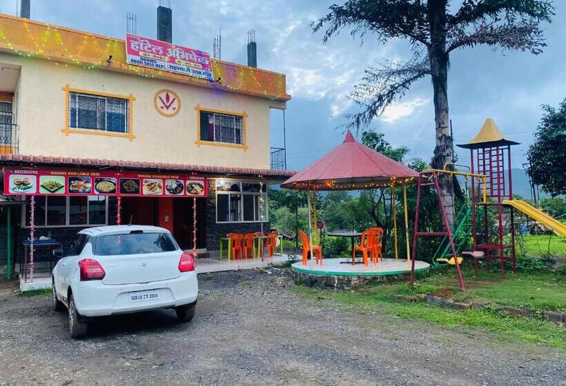 Hotelli Abhishek Kolwan