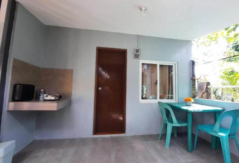 Hotel a Capsule Studio Type Unit Host Homes Apitong