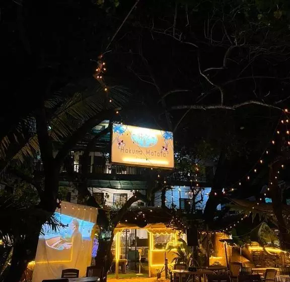 ホテル Hakuna Matata   Budget Stay At Arambol Beach, Goa
