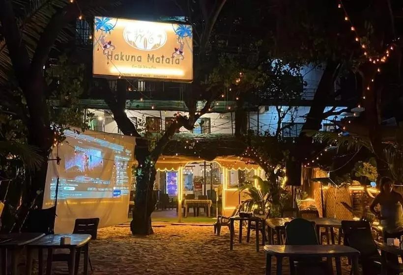 ホテル Hakuna Matata   Budget Stay At Arambol Beach, Goa