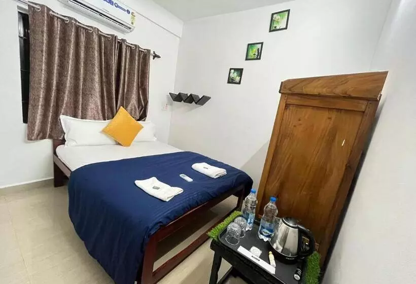 ホテル Hakuna Matata   Budget Stay At Arambol Beach, Goa