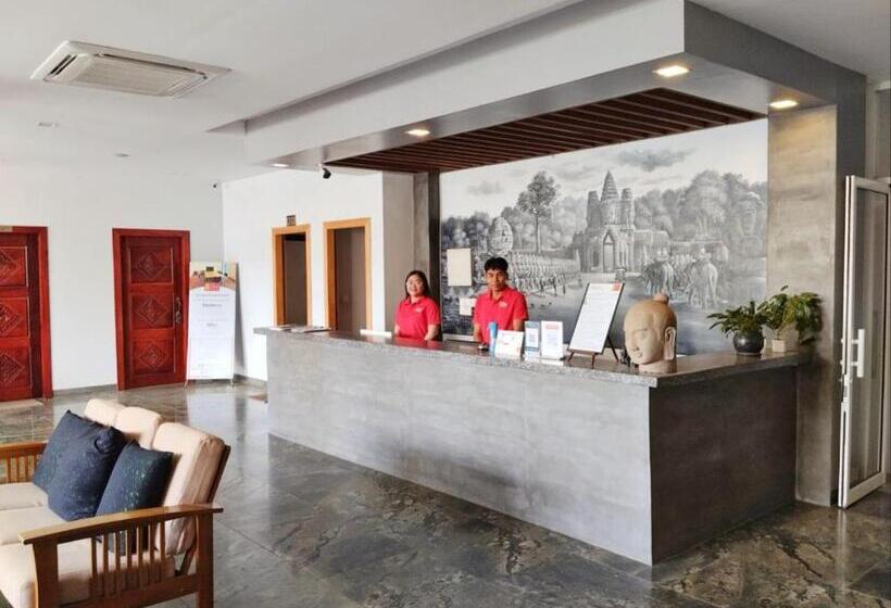 בית מלון כפרי Jj City Centre Suites