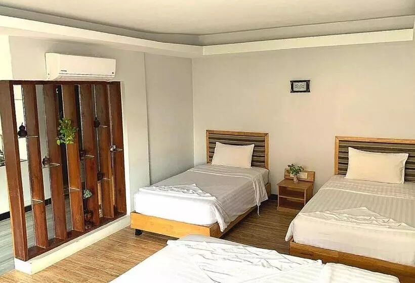 Hotelli Jj City Centre Suites