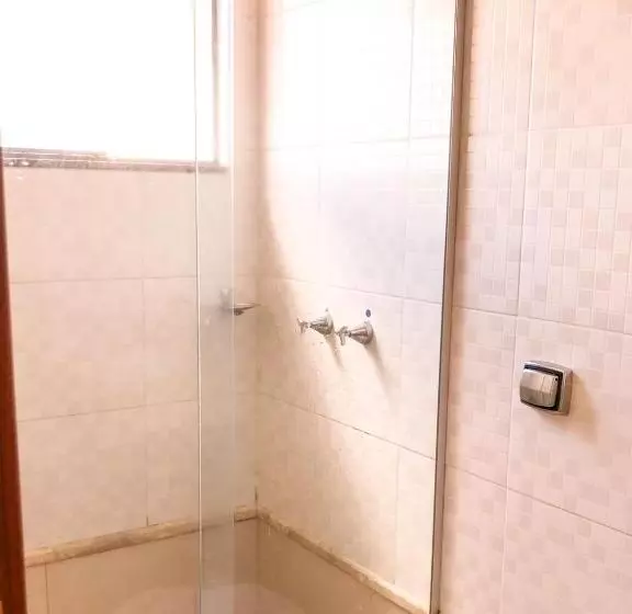 ホテル Renascer Ltda